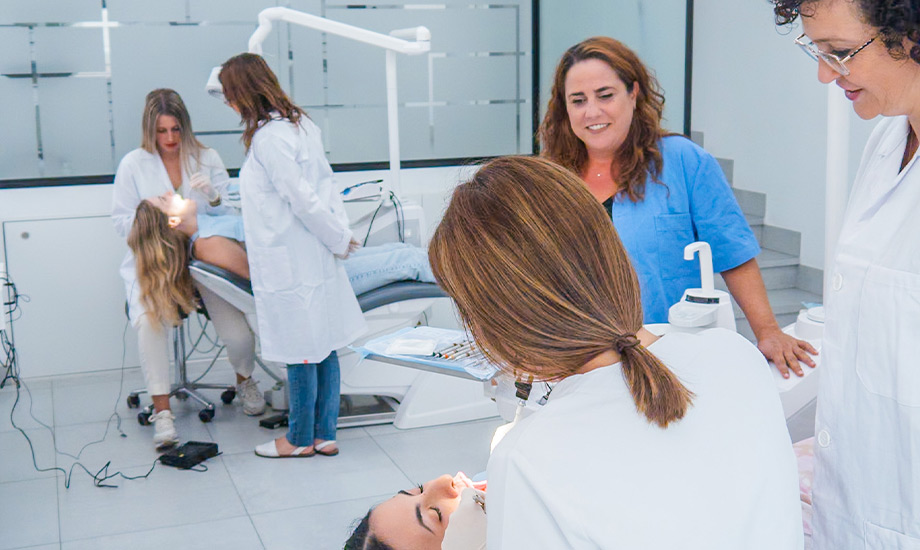 Cursos personalizados de odontología
